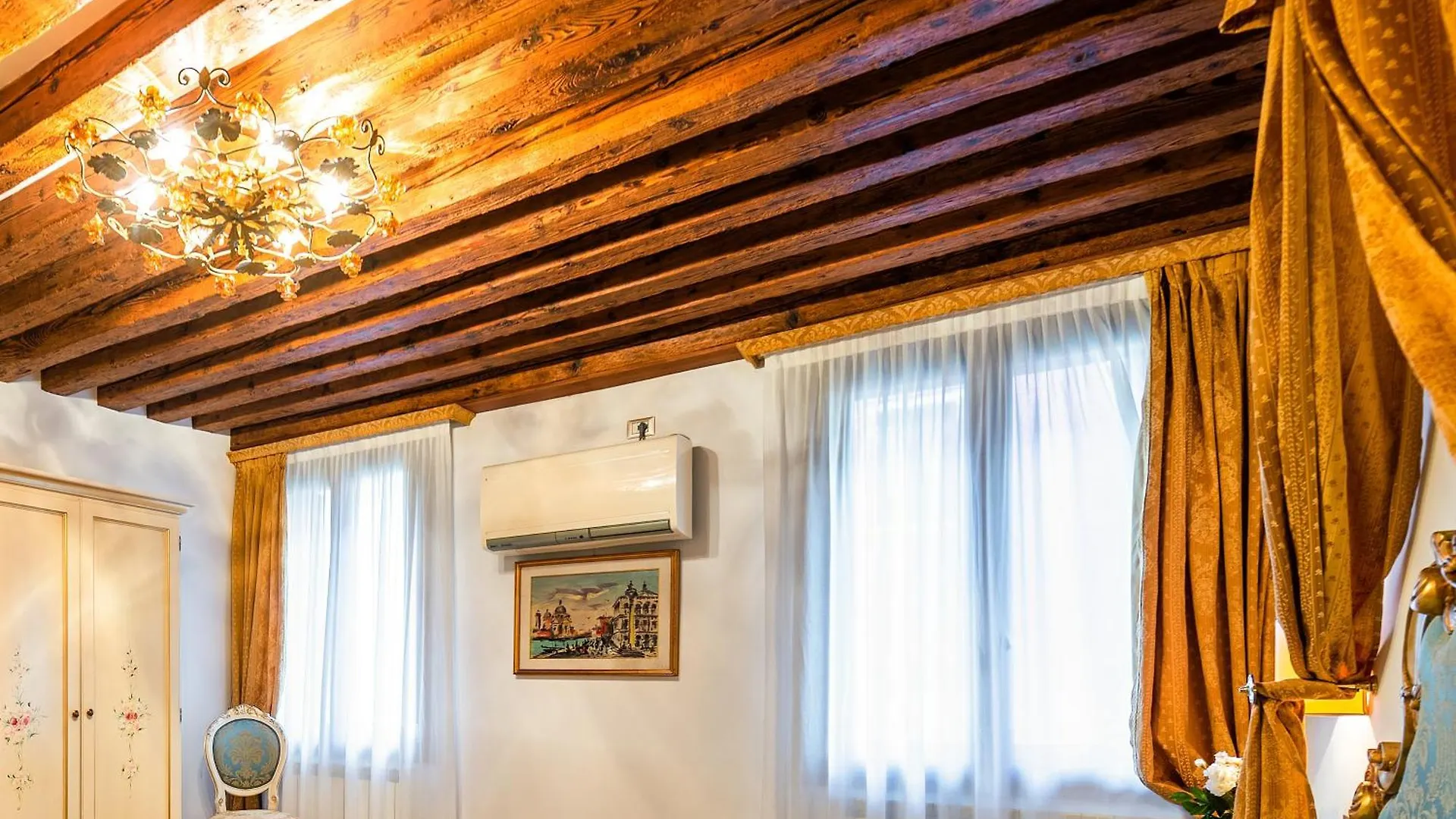 Hotel Al Vagon Venecia 0*,  Italia
