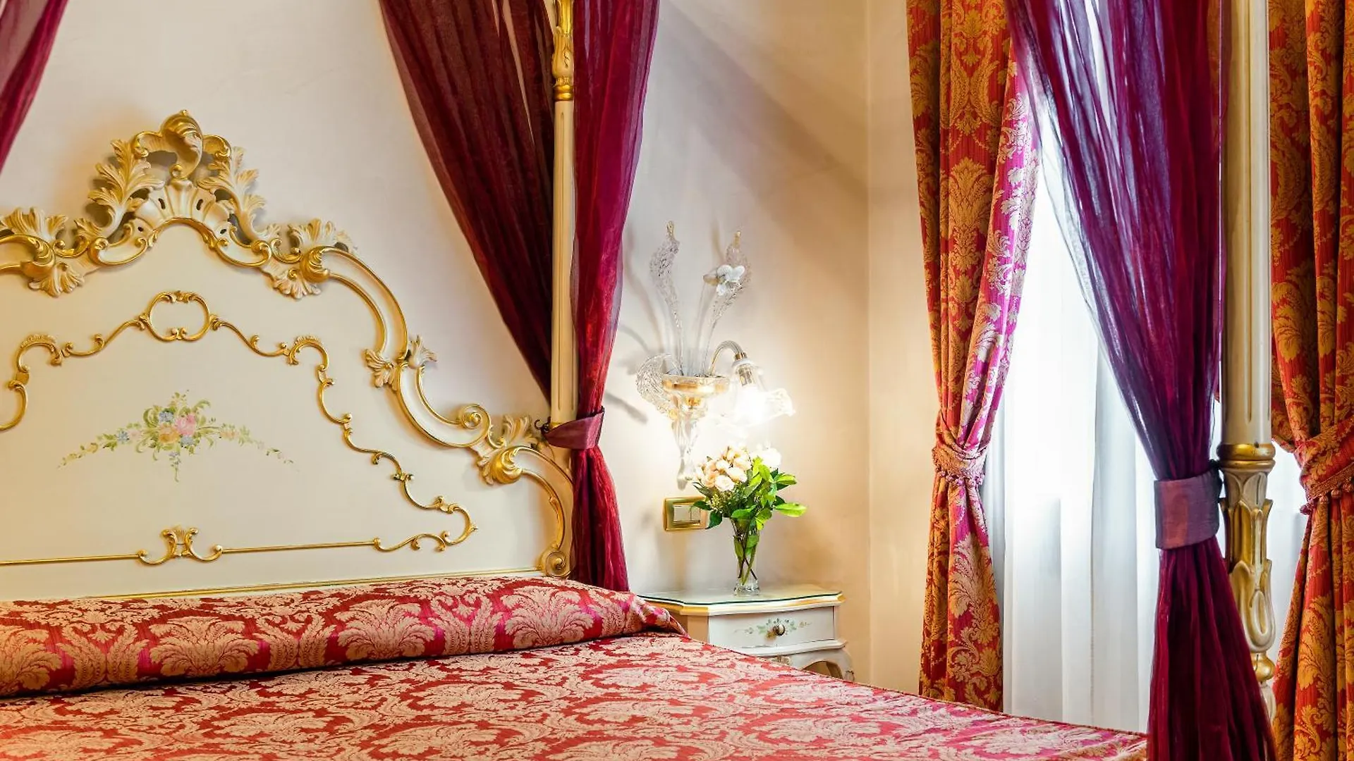 Hotel Al Vagon Venecia 0*,  Italia