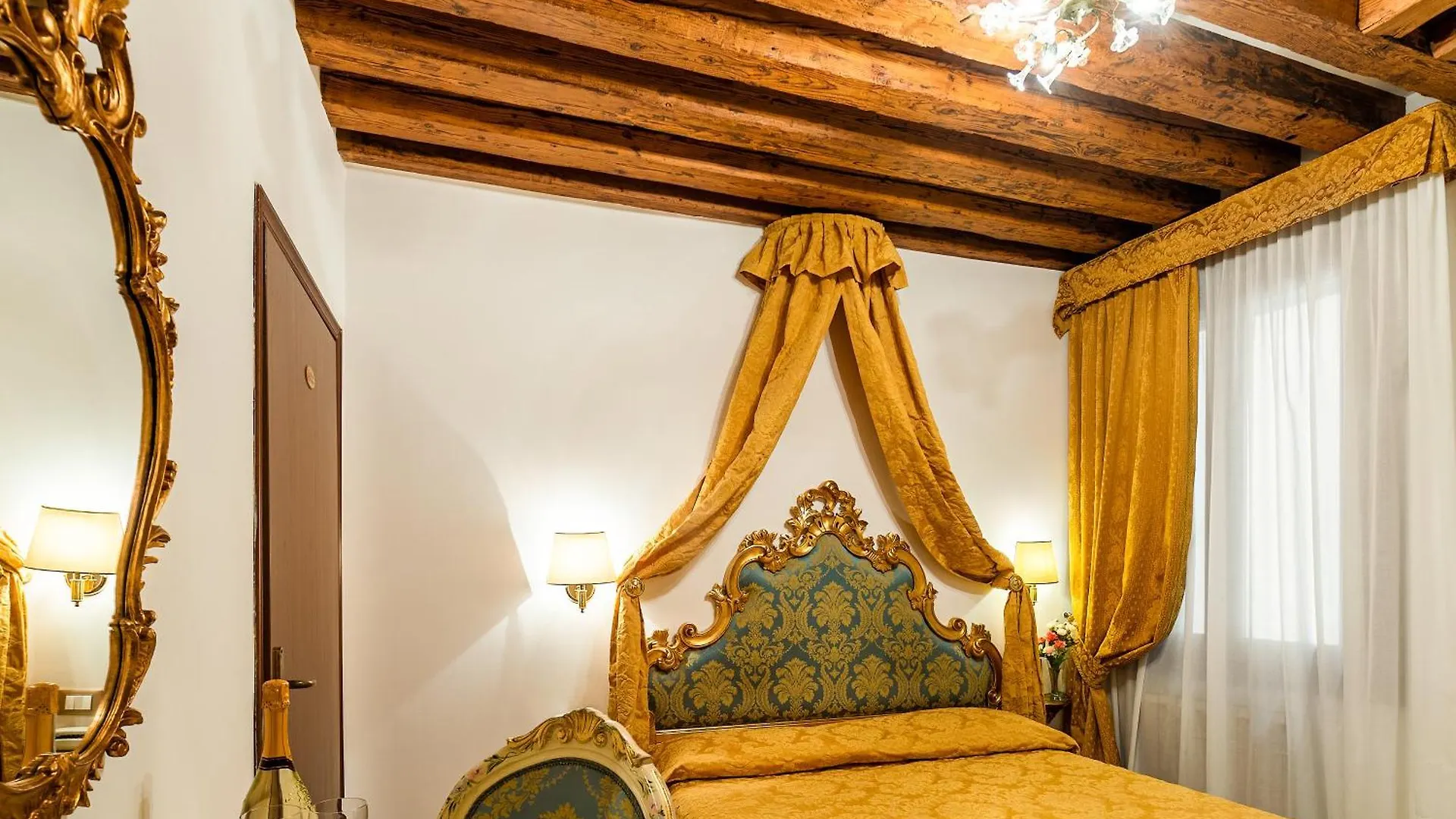 Hotel Al Vagon Venecia 0*,