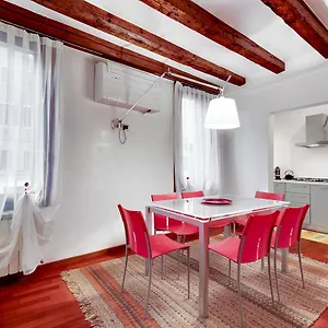 Appartement Biennale, Venise
